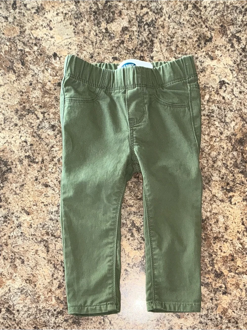 Old Navy 18-24M Olive Army Green Khaki Toddler Pants Classic Preppy Fall Moto